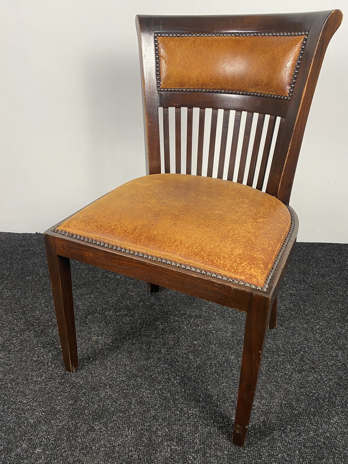 1 von 2 Hochlehnstuhl ArtDeco Leder extra breit, Büro, Esszimmer