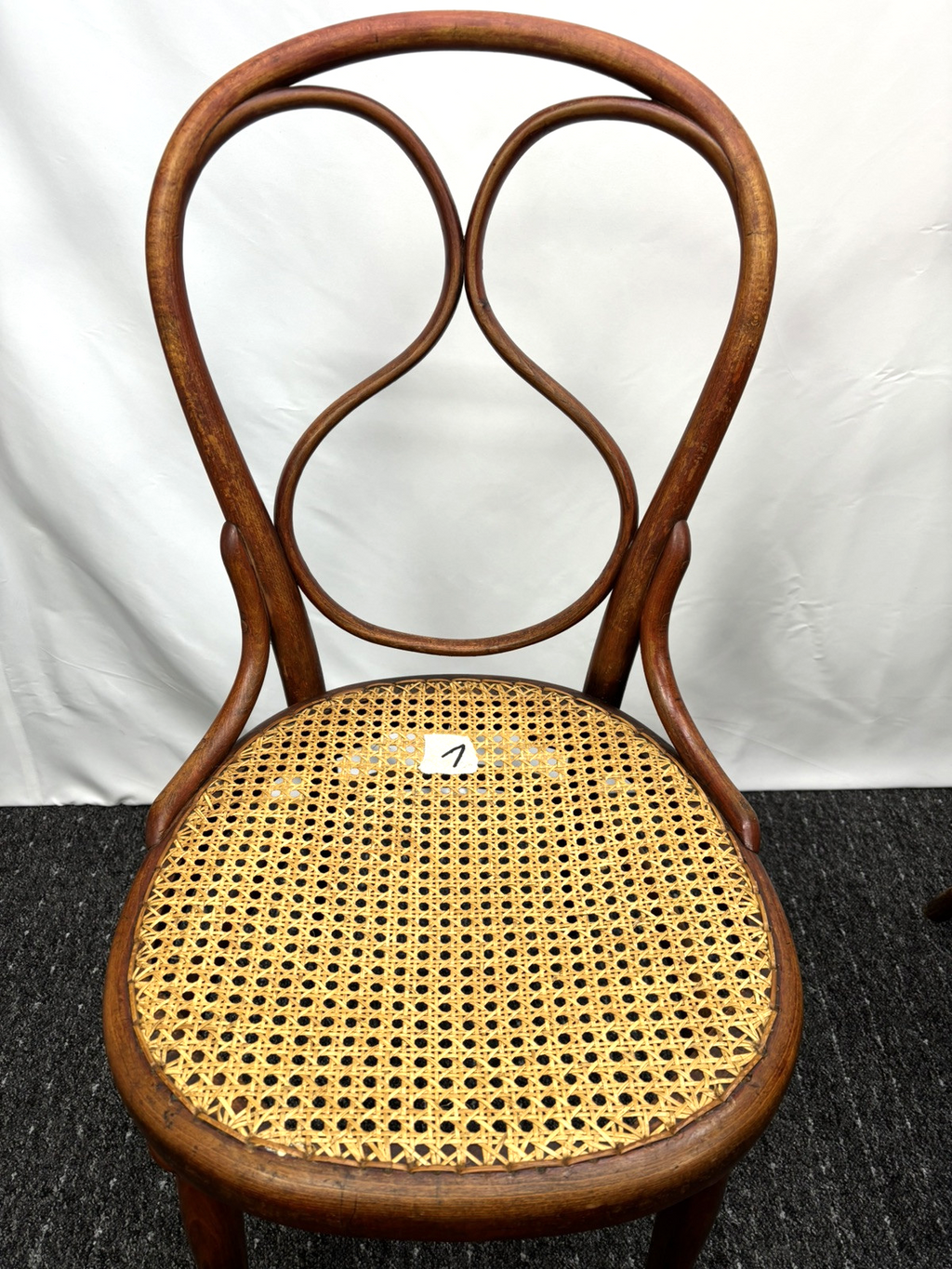 1 von 2 ORIGINAL THONET Nr. 1 ab 1850 Kaffeehausstuhl Sammlung Museum  Antik