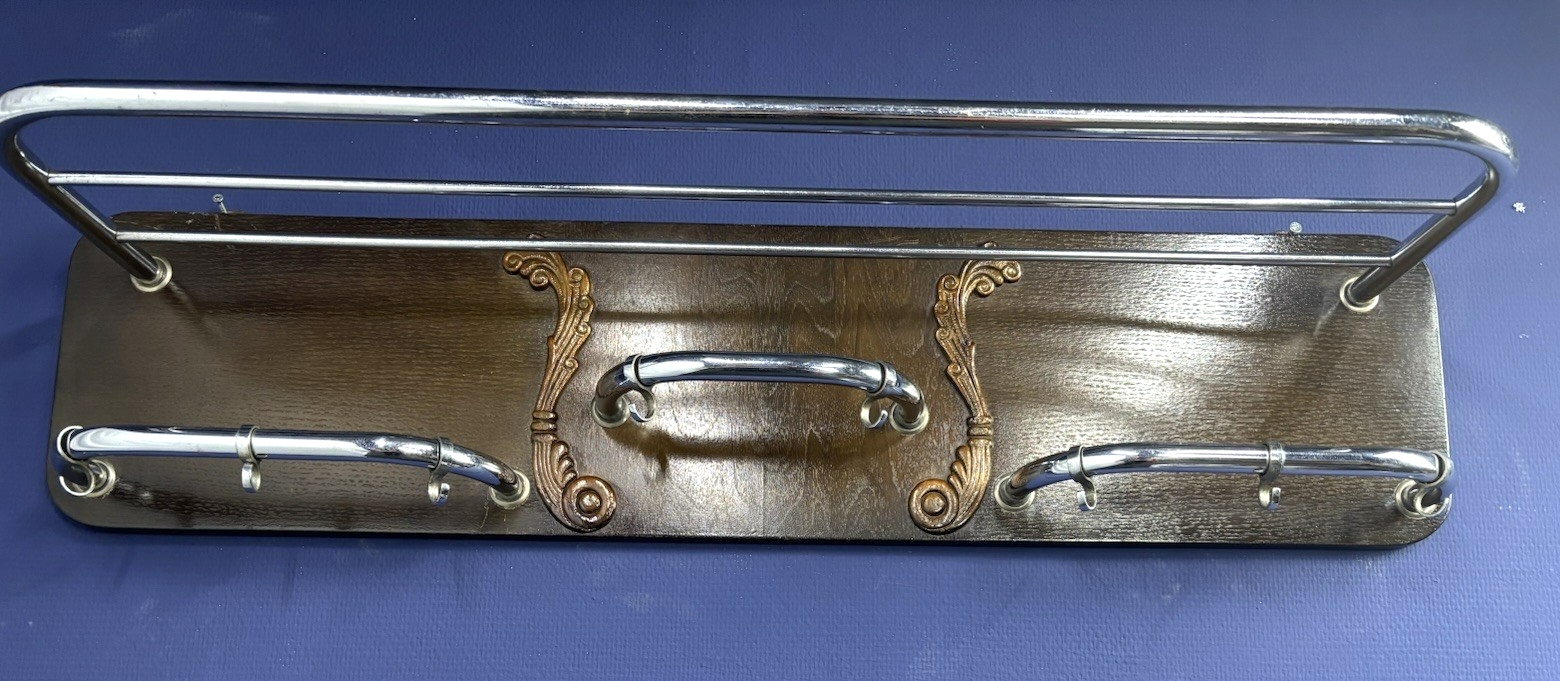 Wandgarderobe mit Hutablage Holz Metall Chrom Art Deco Bauhaus  ca. 100cm