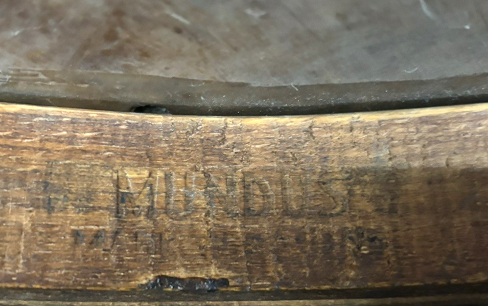 1 von 2 Armlehnstuhl  MUNDUS / Thonet Holz  Art Deco Bauhaus Büro Stuhl Leder