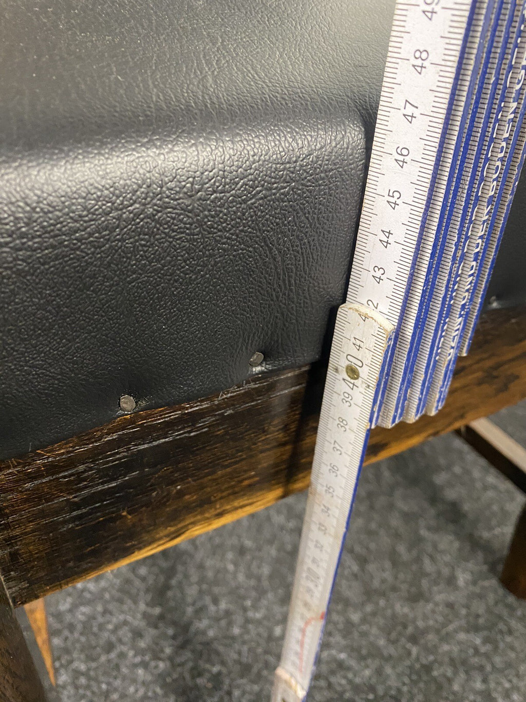 1 von 2  Esszimmerstuhl/ Küche ArtDeco Eiche Neu Gepolstert schwarz Vintage