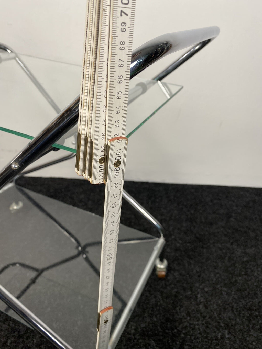 Servierwagen Barwagen Küchenwagen Stahlrohr Bauhaus Glas