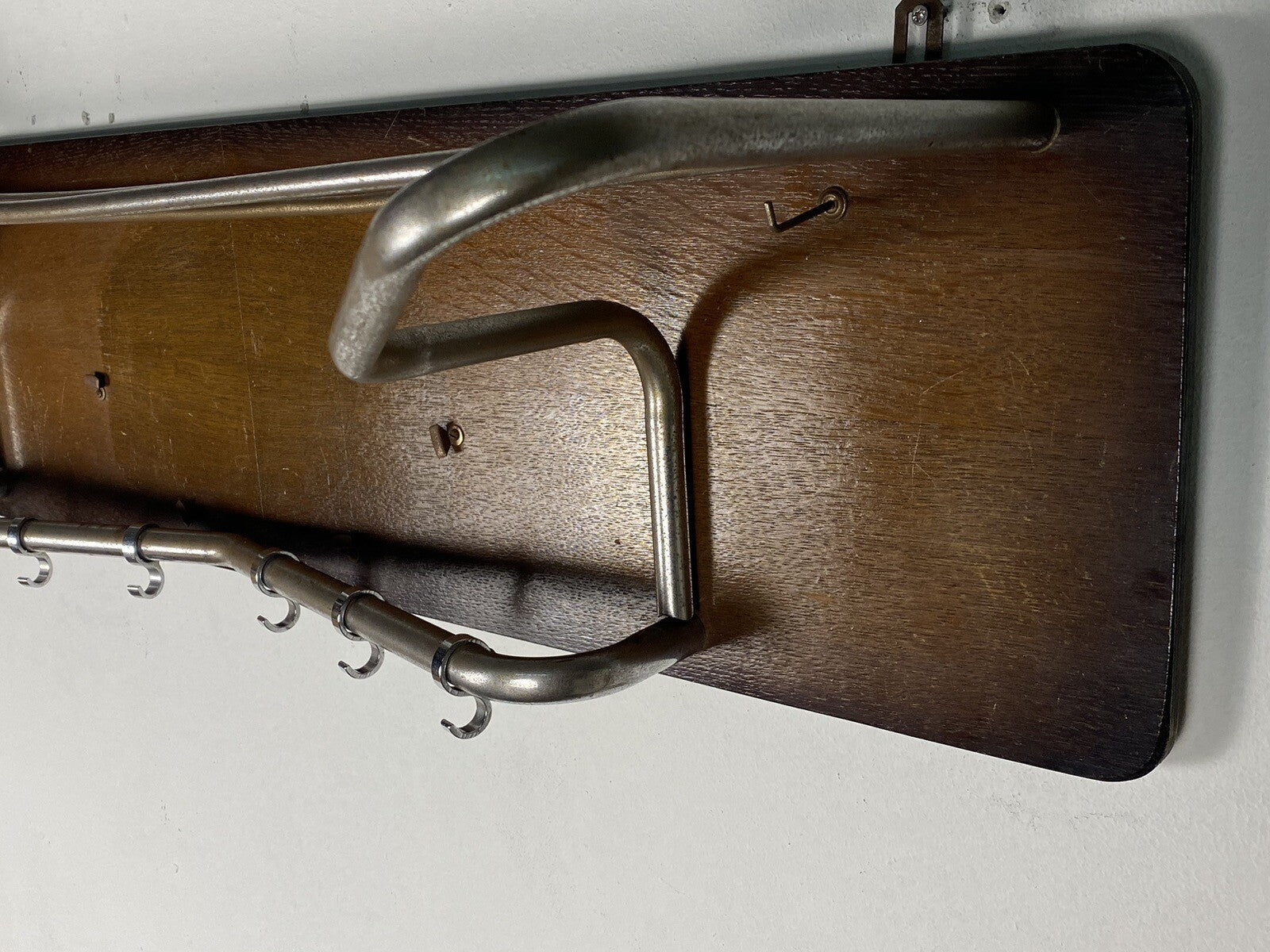 Wandgarderobe Stahlrohr Holz Bauhaus ArtDeco 