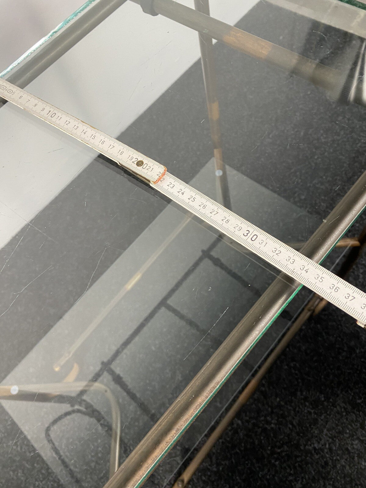 Beistelltisch Bartisch Schlaufenfuß Bauhaus Stahlrohr Nickel Kupfer Glas