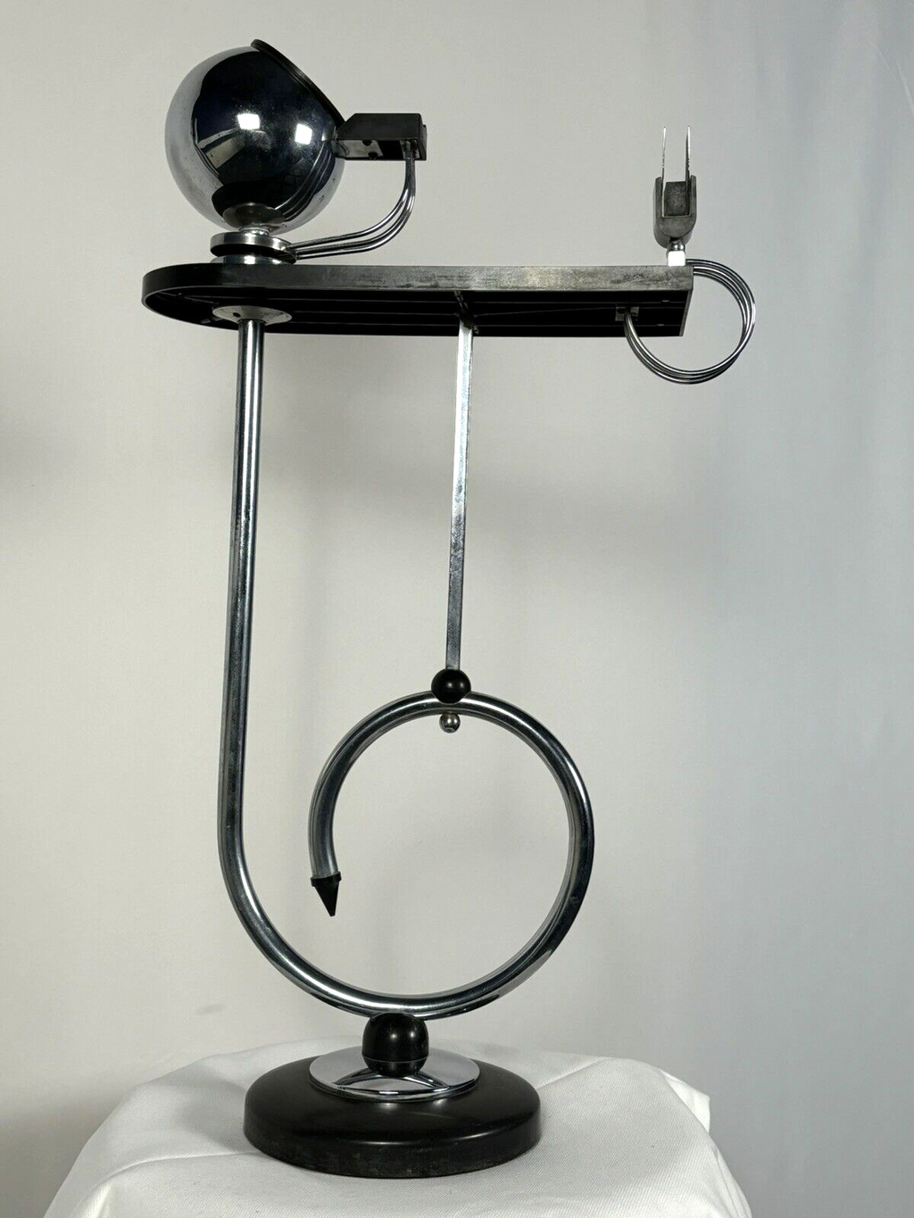 Standaschenbecher, Rauchertisch, Beistelltisch, Bauhaus, Stahlrohr, Art Deco