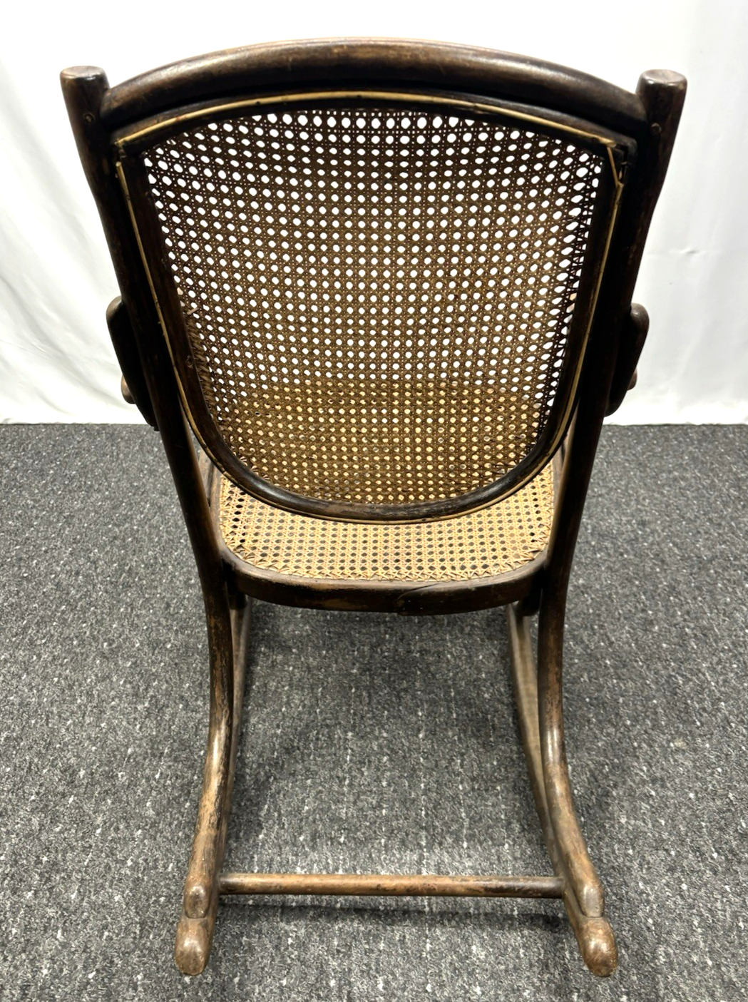 Thonet Schaukelstuhl Bugholz Wiener Geflecht Vintage Original Bentwood Antik