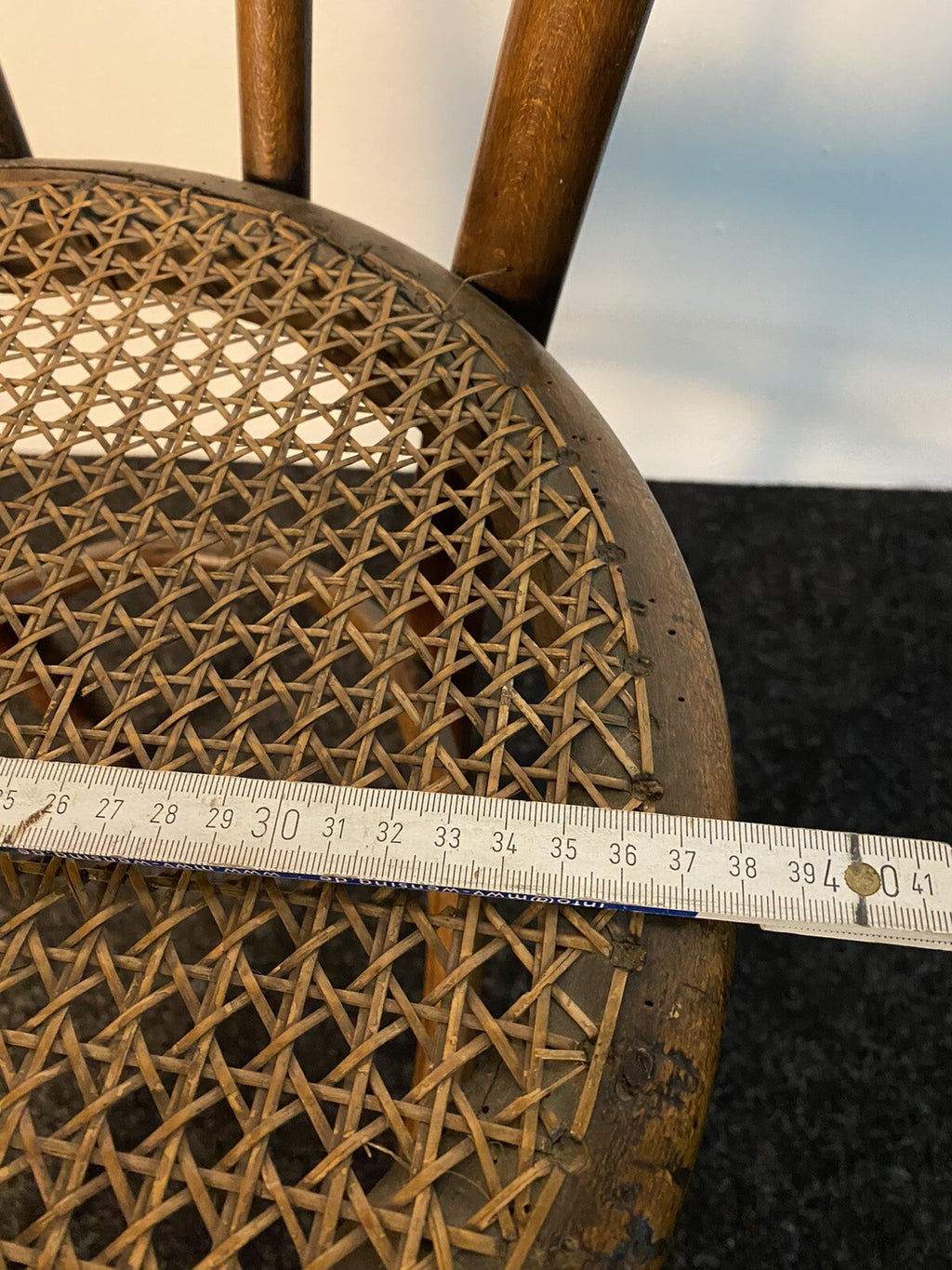 Original Josef Hofmann Kindersitz Hochstuhl Wiener Geflecht Kaffeehaus