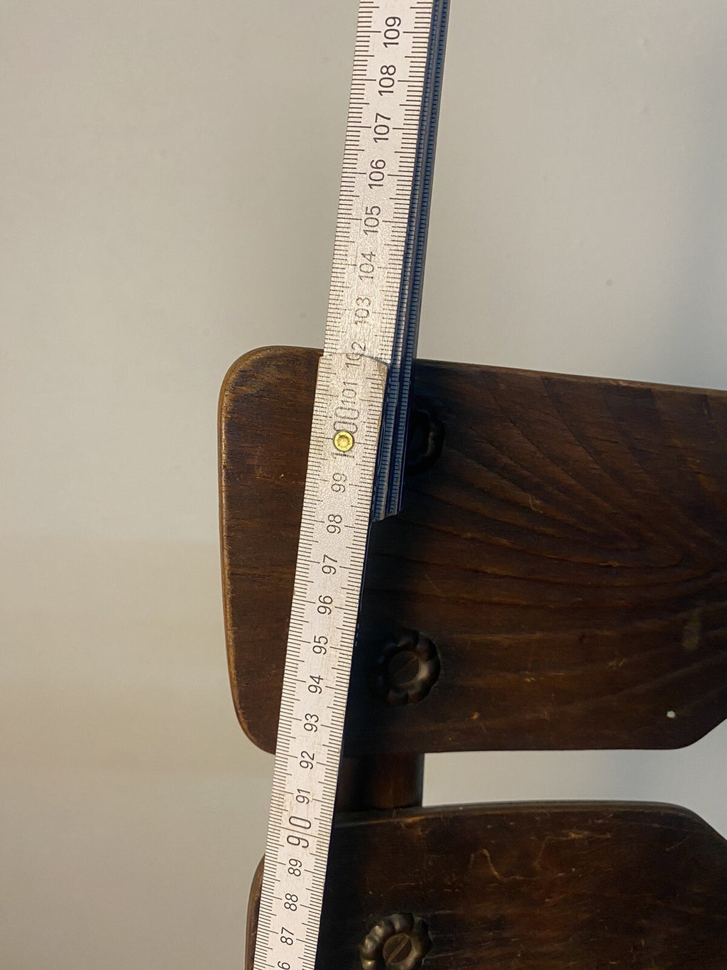 J&J John Holz Barhocker Hochstuhl Kassiererstuhl Antik