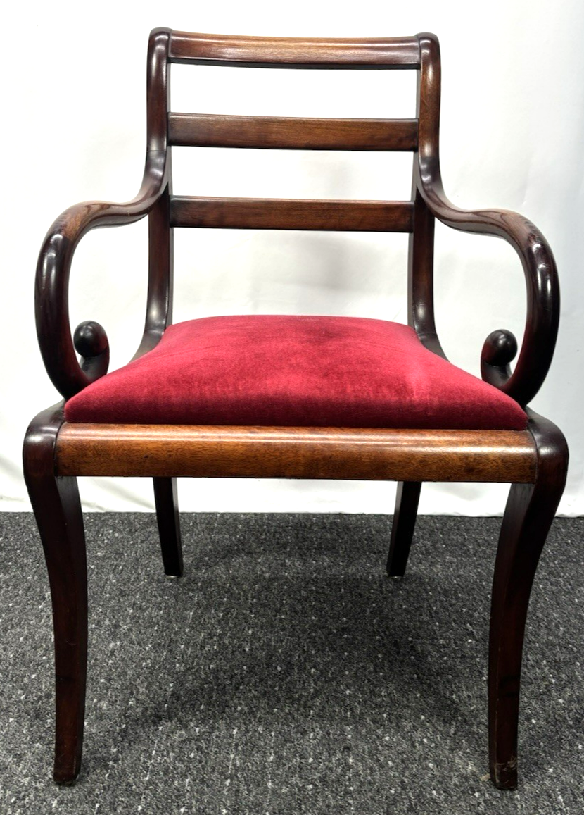 1 von 4 Antik Armlehnstuhl Mahagoni Holz roter Samt – Biedermeier Stil