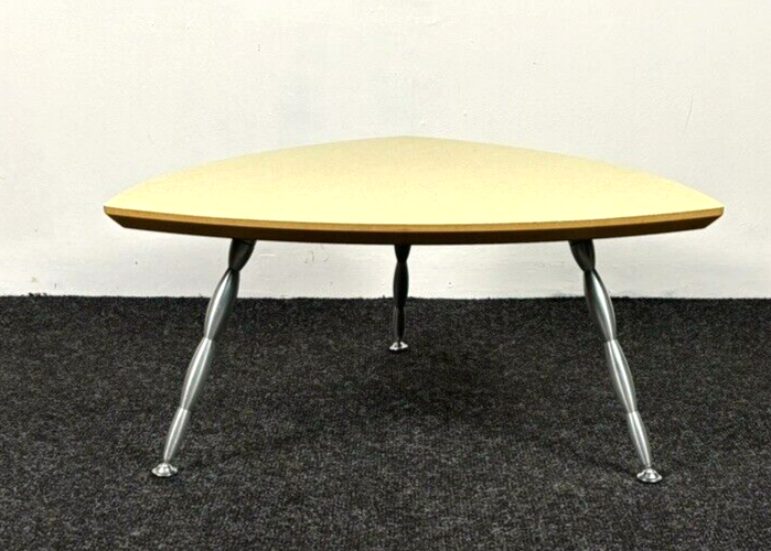 Design Beistelltische Tischset 2tlg Dreieck Dreibein Vintage Bauhaus Edelstahl