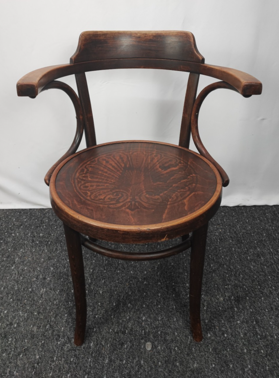 Antiker Cosmos Thonet Bugholz Armlehnstuhl Jugendstil Kaffeehausstuhl Ornament