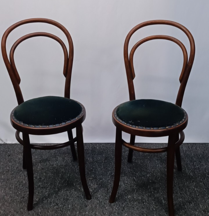 1 von 2 Stuhl im Stil Thonet Nr. 14 England Vintage Antik  Bugholz Manchester