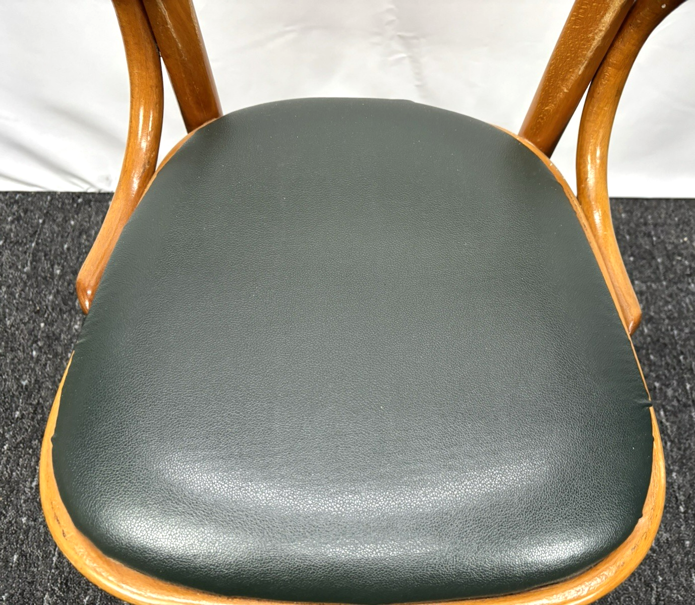 1 von 2 Armlehnstuhl Kaffeehaus Gropius Bugholz Art Deco Vintage