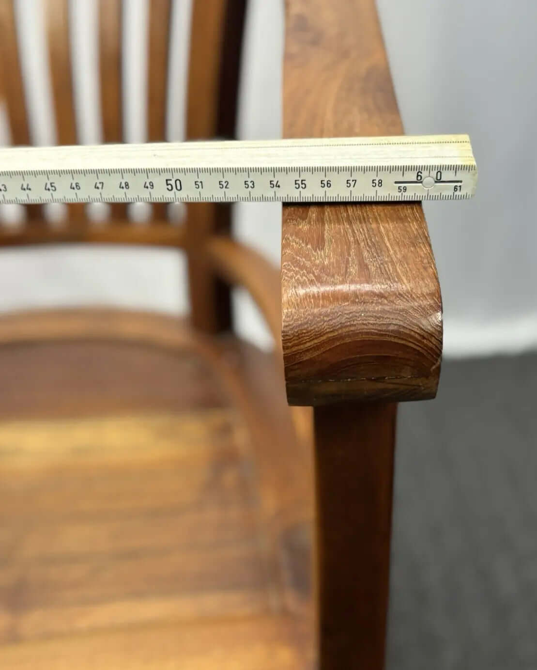 1 von 4 Armlehnstuhl Kolonialstil Massivholz Art Deco Bauhaus Gropius