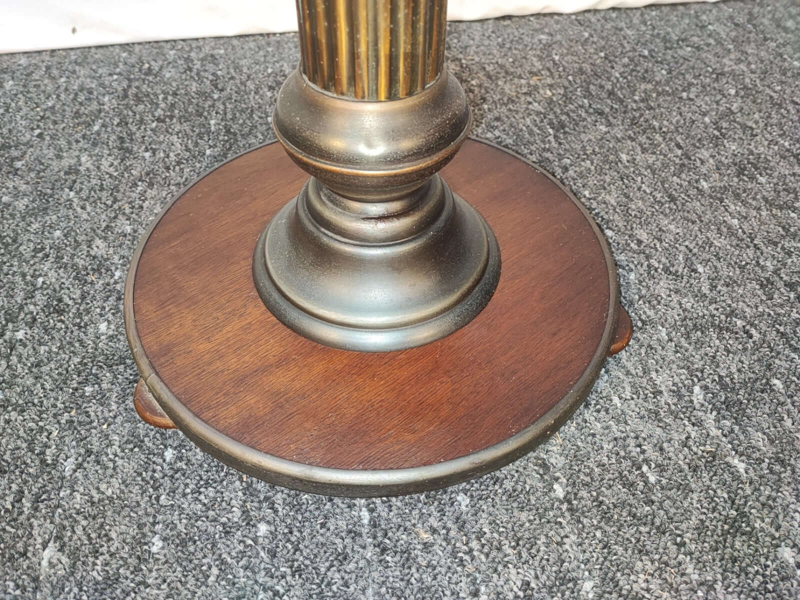 Vintage Guéridon Beistelltisch Säulentisch Holz Bronze Patina Historismus Antik