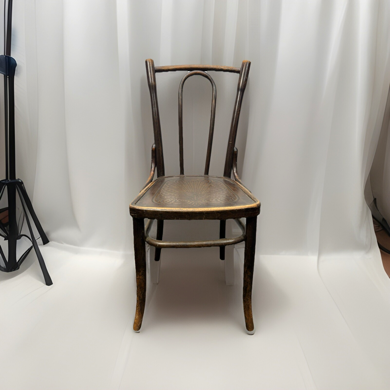 Bistrostuhl Kaffeehaus Prägesitz Art Deco Massivholz Antik