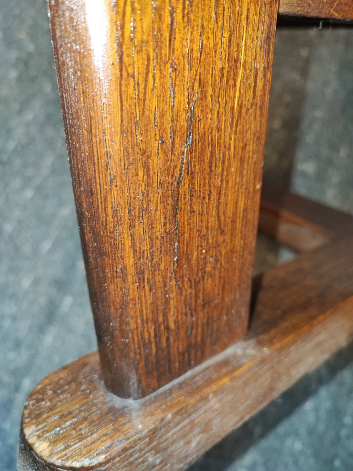 Art Déco Beistelltisch Eiche 2-stöckig Rund 1920er Vintage Kreuzfuß Massivholz