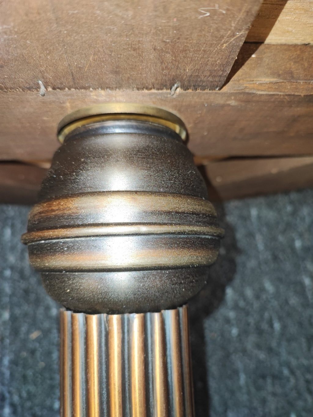 Vintage Guéridon Beistelltisch Säulentisch Holz Bronze Patina Historismus Antik