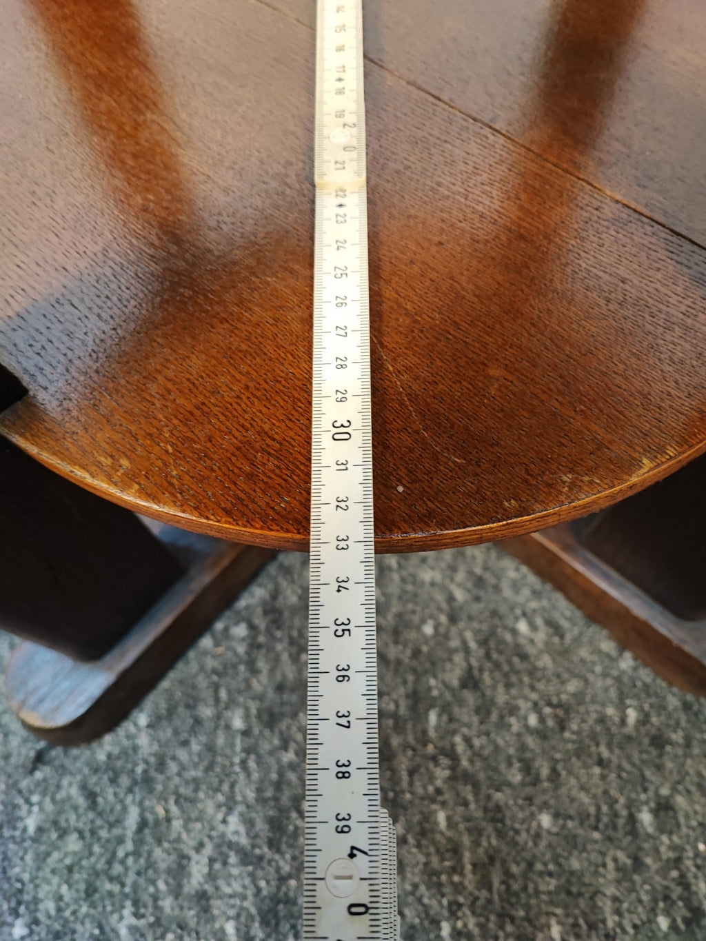 Art Déco Beistelltisch Eiche 2-stöckig Rund 1920er Vintage Kreuzfuß Massivholz