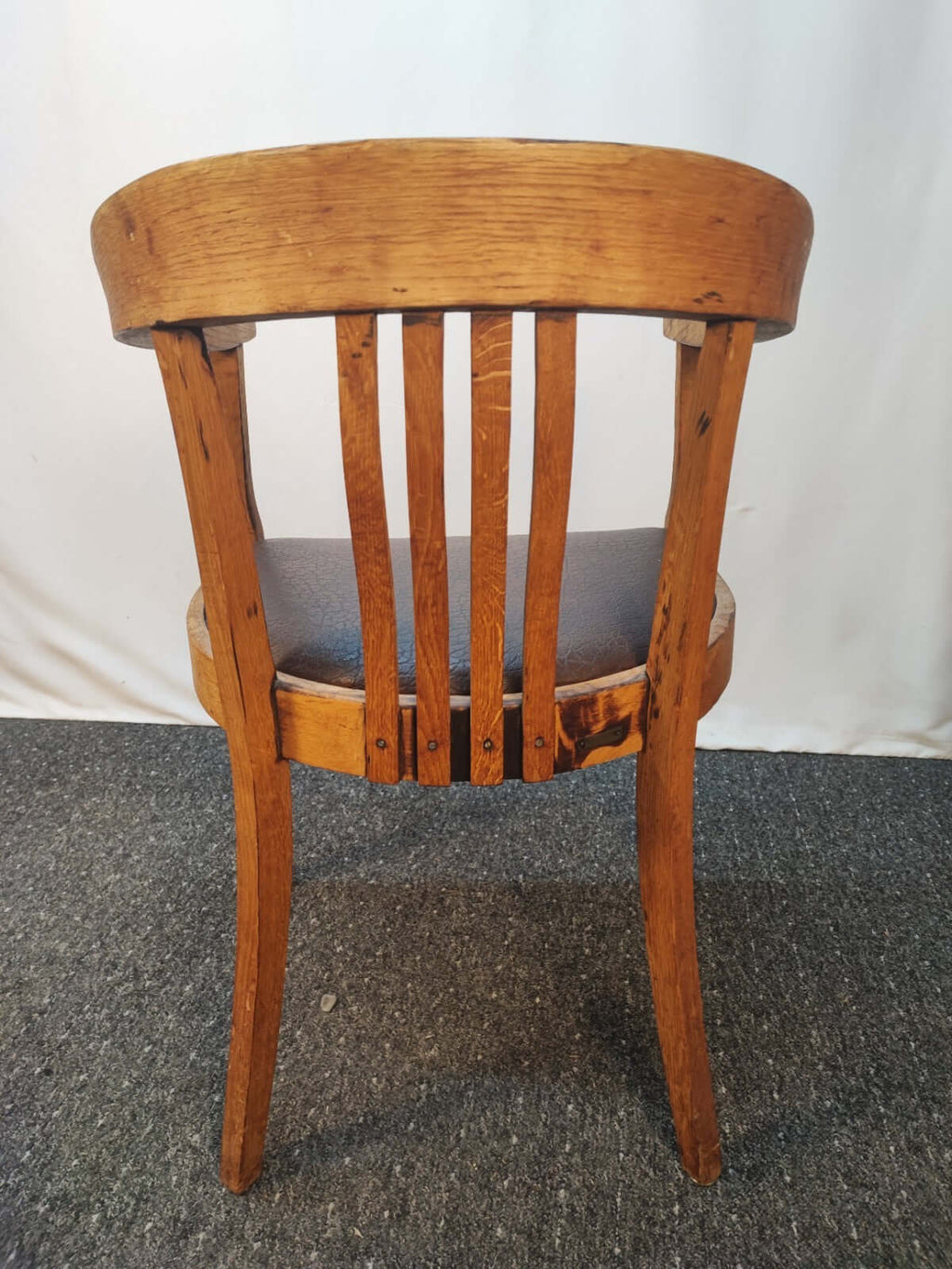 Antiker Bibliotheksstuhl Tonnenlehne um 1900 Eiche Massiv Armlehnstuhl Vintage