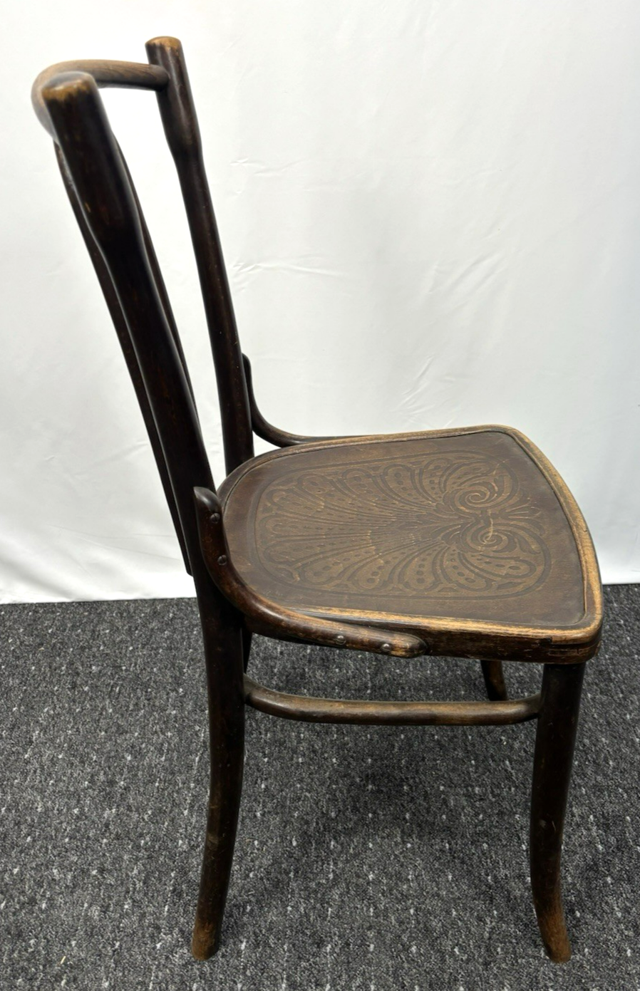 Bistrostuhl Kaffeehaus Prägesitz Art Deco Massivholz Antik