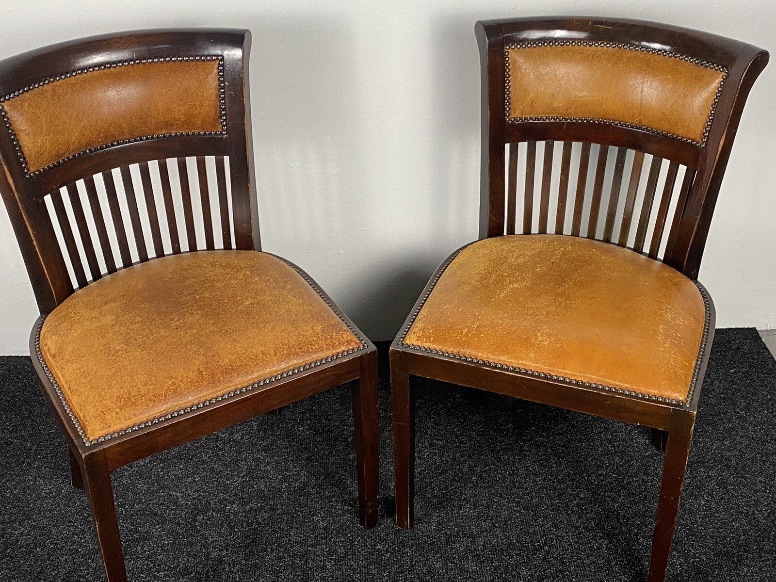 1 von 2 Hochlehnstuhl ArtDeco Leder extra breit, Büro, Esszimmer