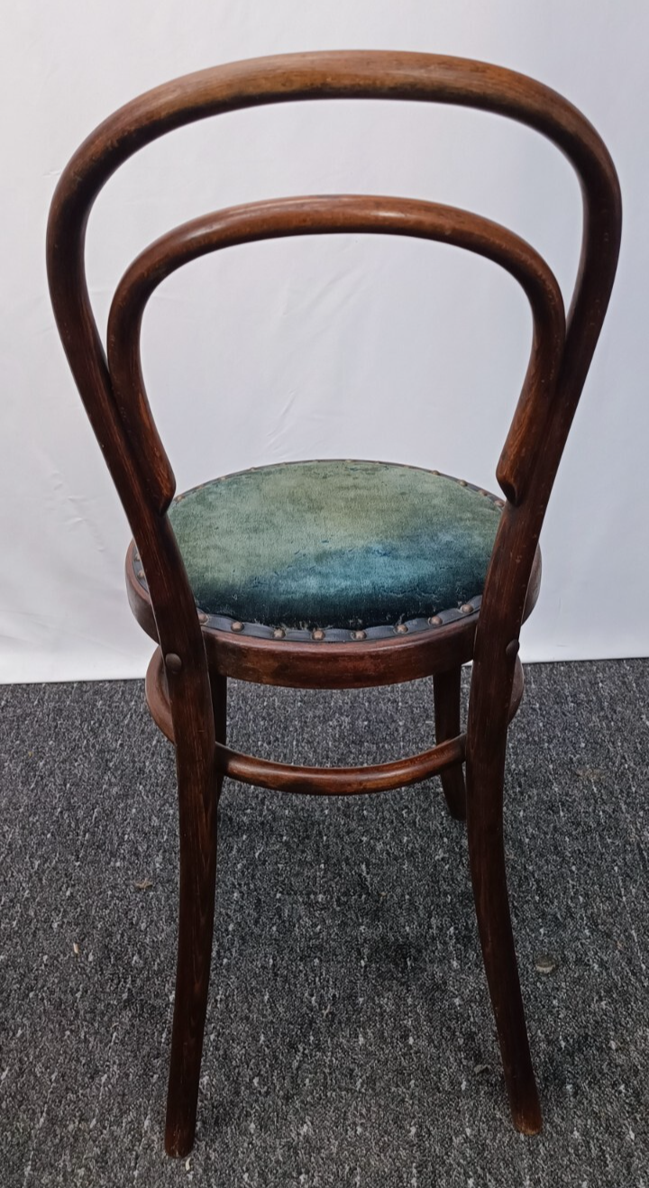 1 von 2 Stuhl im Stil Thonet Nr. 14 England Vintage Antik  Bugholz Manchester