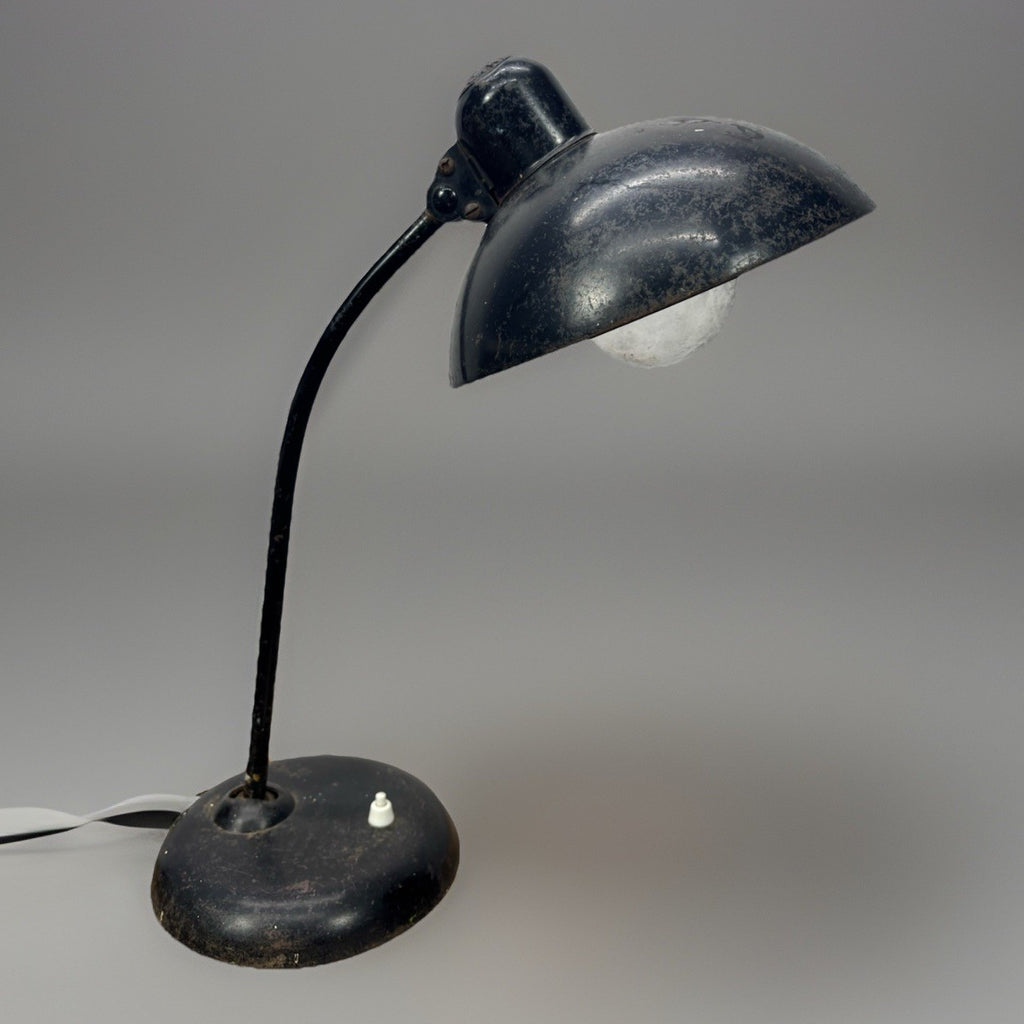 Antike Schreibtischlampe ORIGINAL Kaiser-Idell Eisen Schwarz Bauhaus