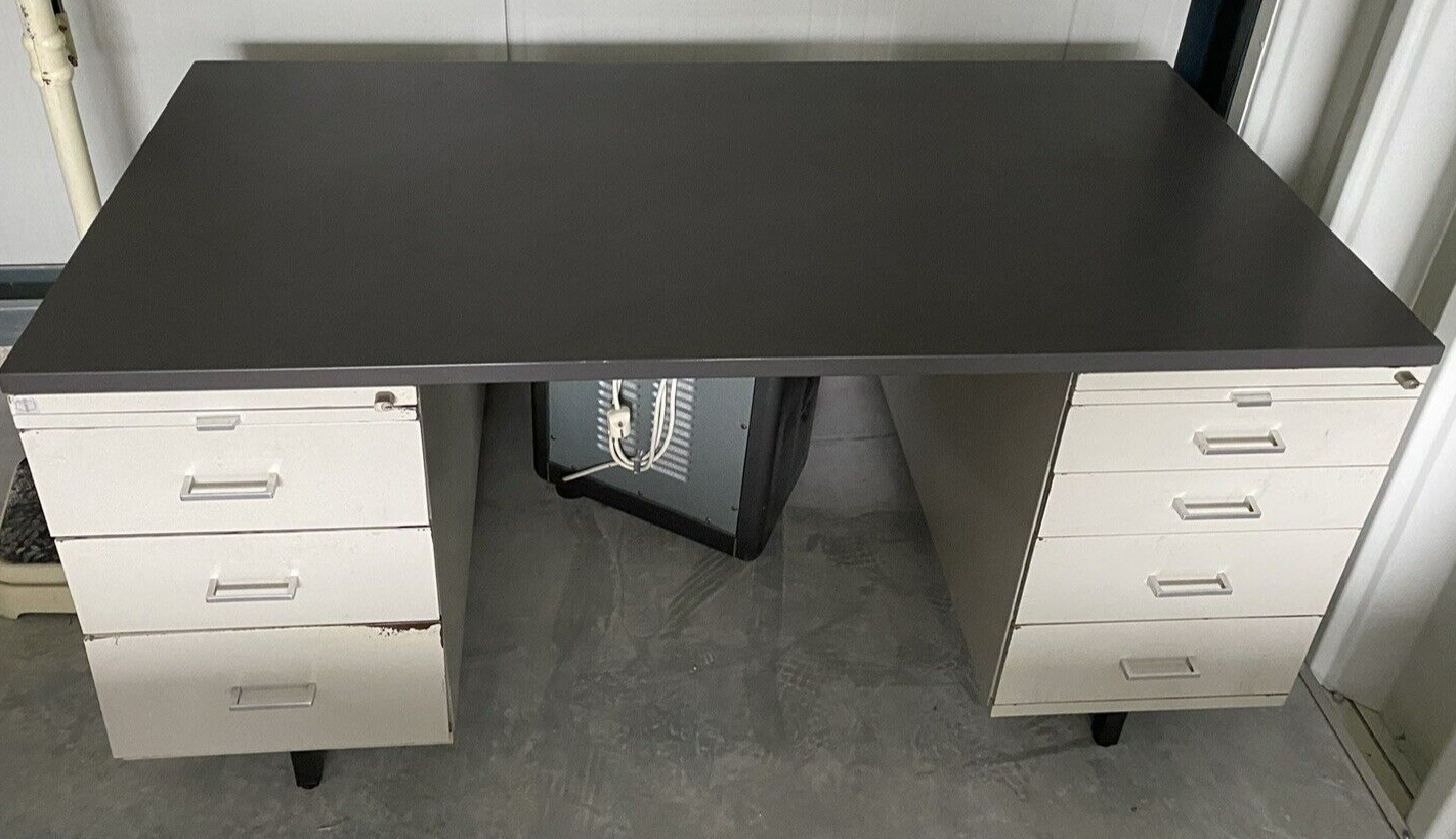 Mauser Schreibtisch 70/80er Jahre BAUHAUS ART DECO Metall Bauhaus Vintage Retro