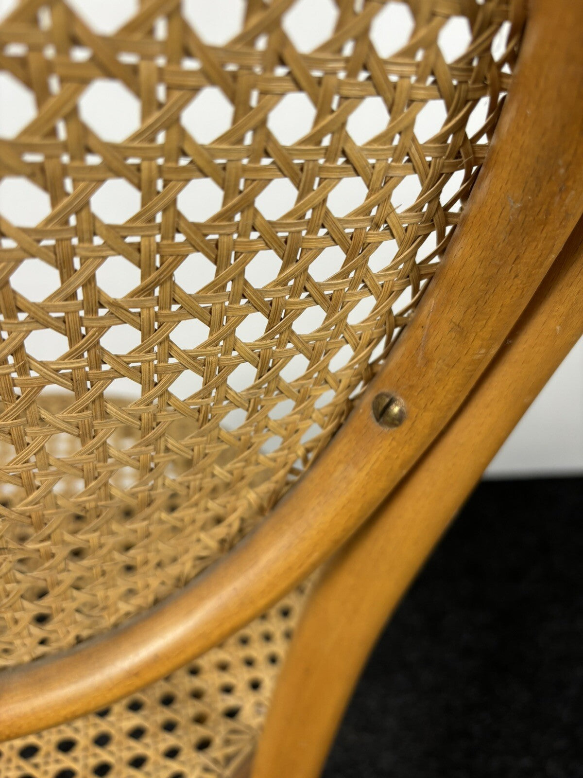 1 / 2 Kaffeehausstuhl ZPM Radomsko (Thonet Sessel Nr. 5) Bugholz Wiener Geflecht