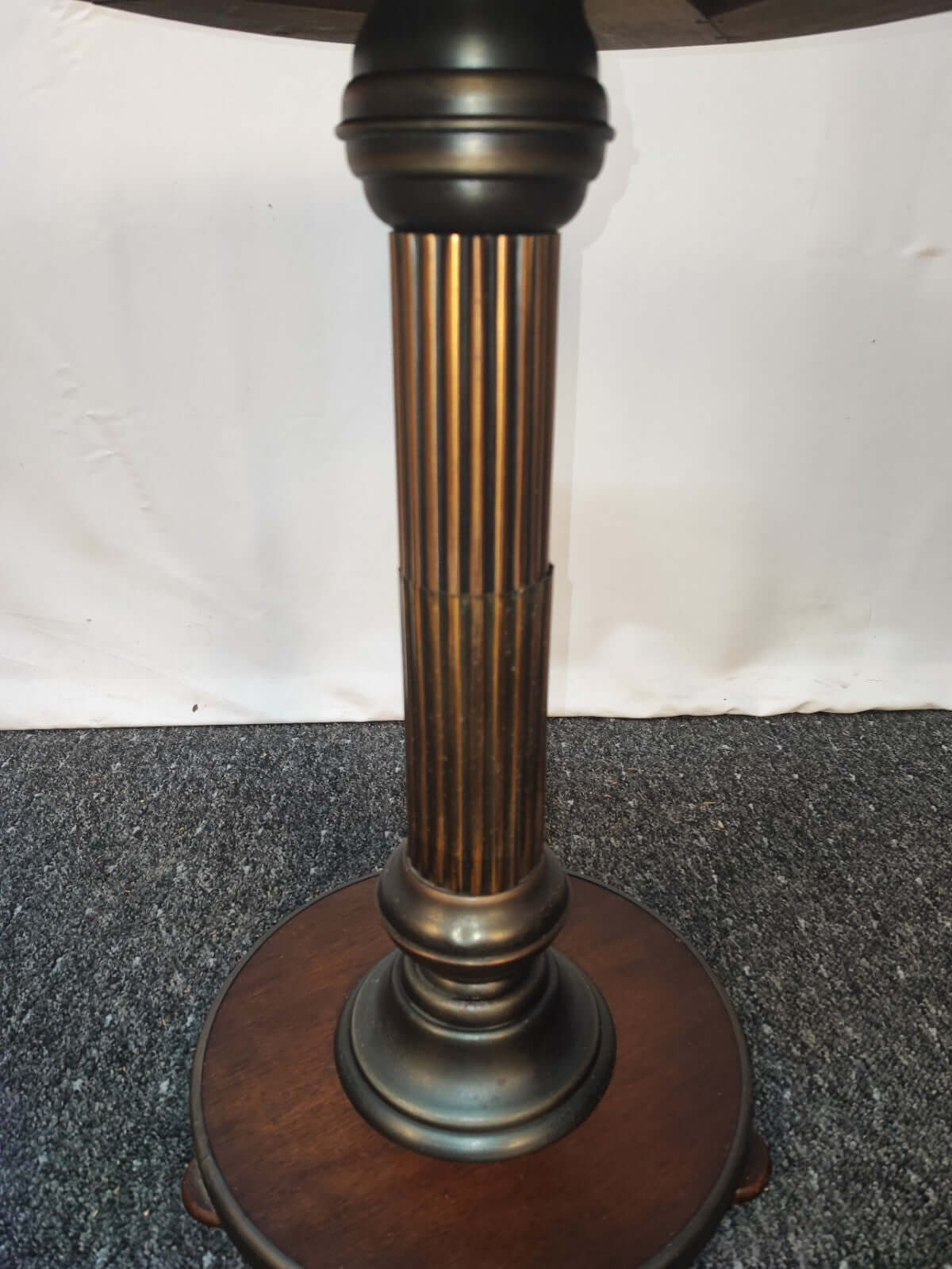 Vintage Guéridon Beistelltisch Säulentisch Holz Bronze Patina Historismus Antik