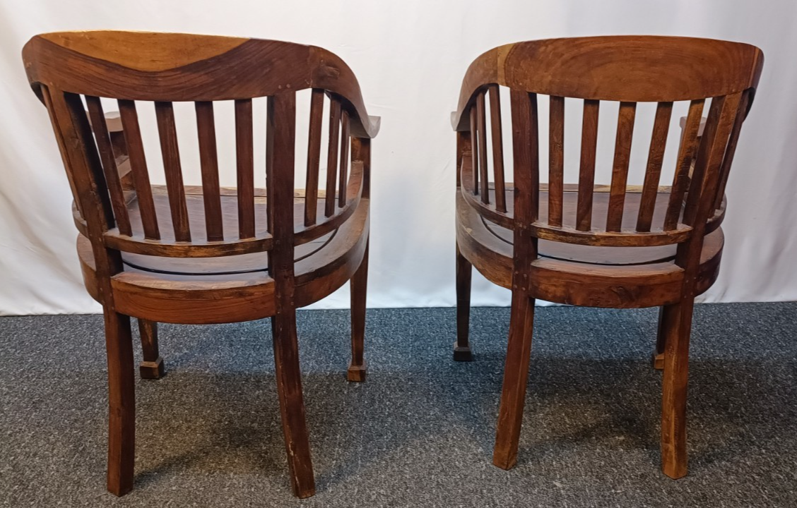 1 von 2 Teakholz Stuhl Kolonialstil Massiv Armlehne Vintage Esszimmer Sessel