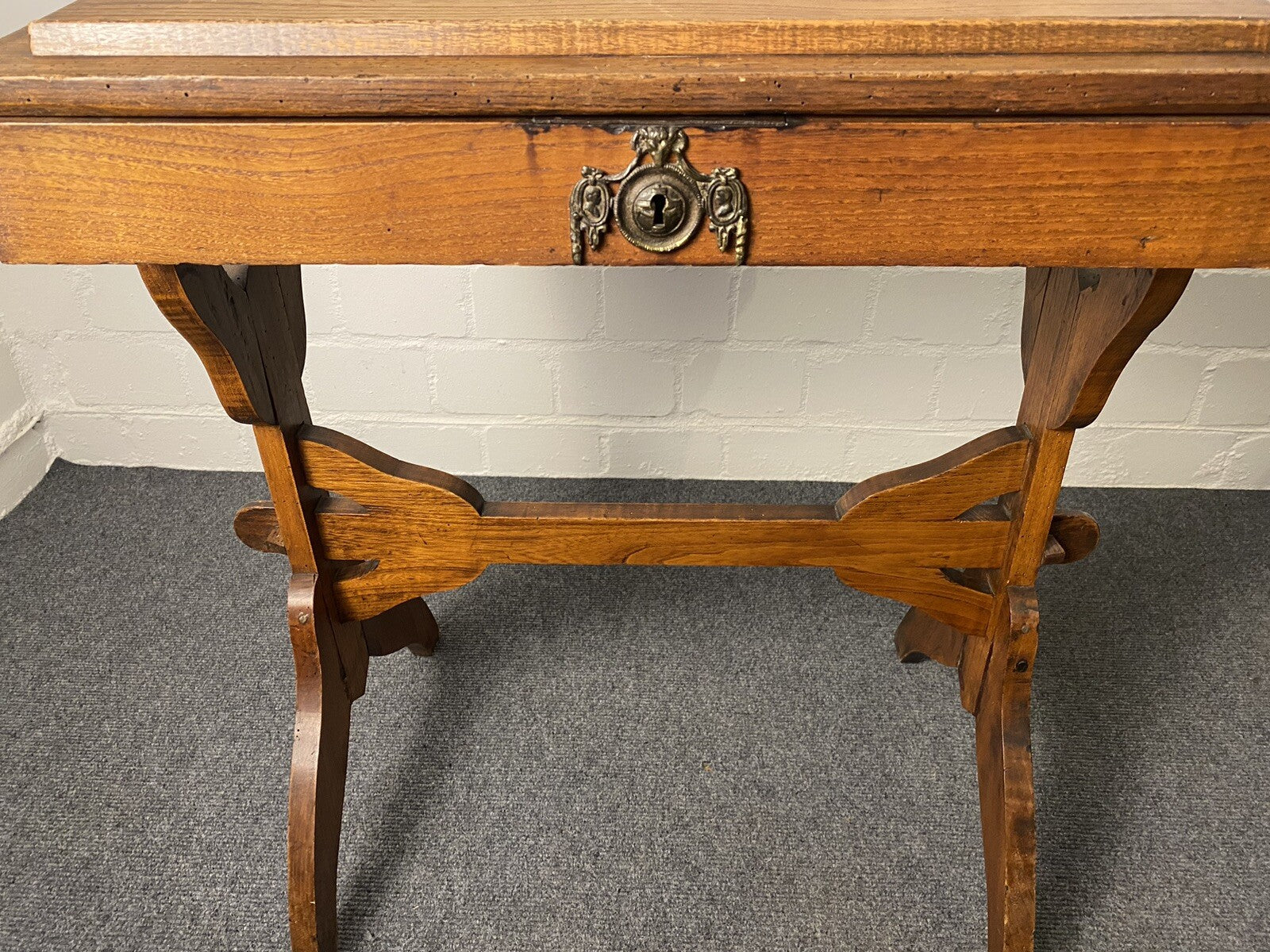 Antiker Holztisch, Schreibtisch, Massivholz, Sekretär, Zeichnentisch