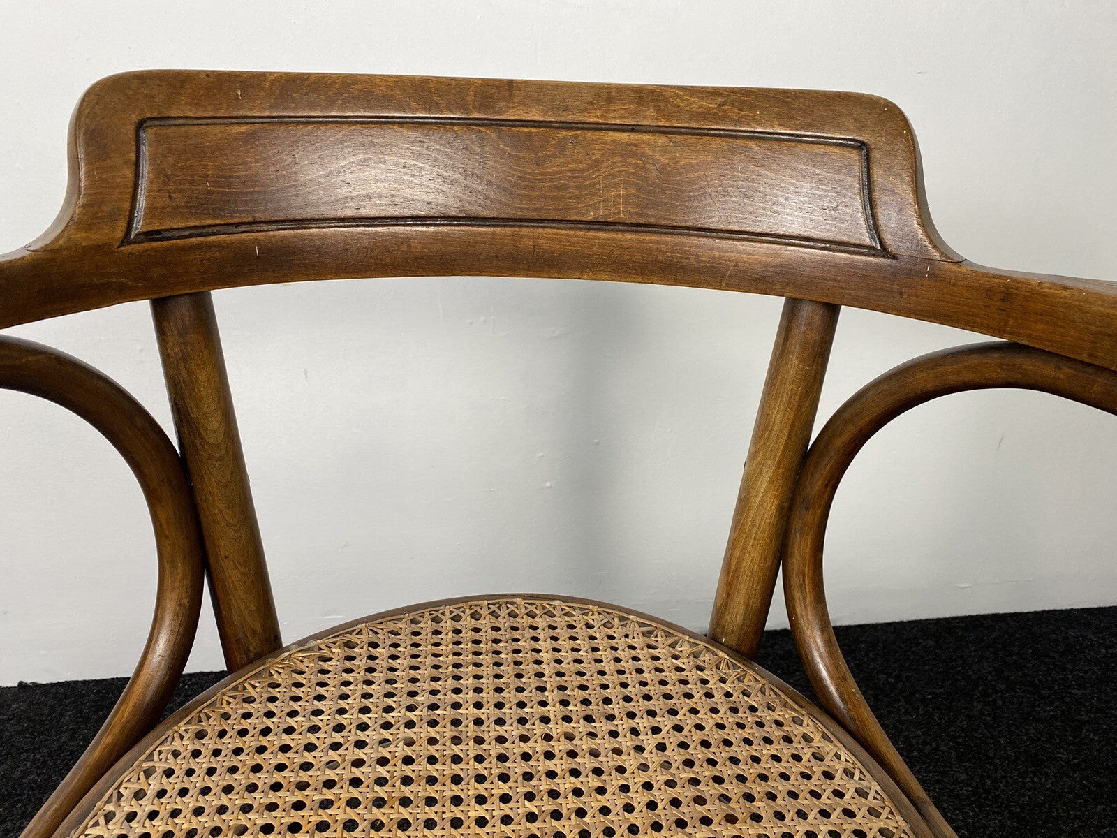 Armlehnstuhl Fischel im Thonet Stil Wiener Geflecht ArtDeco