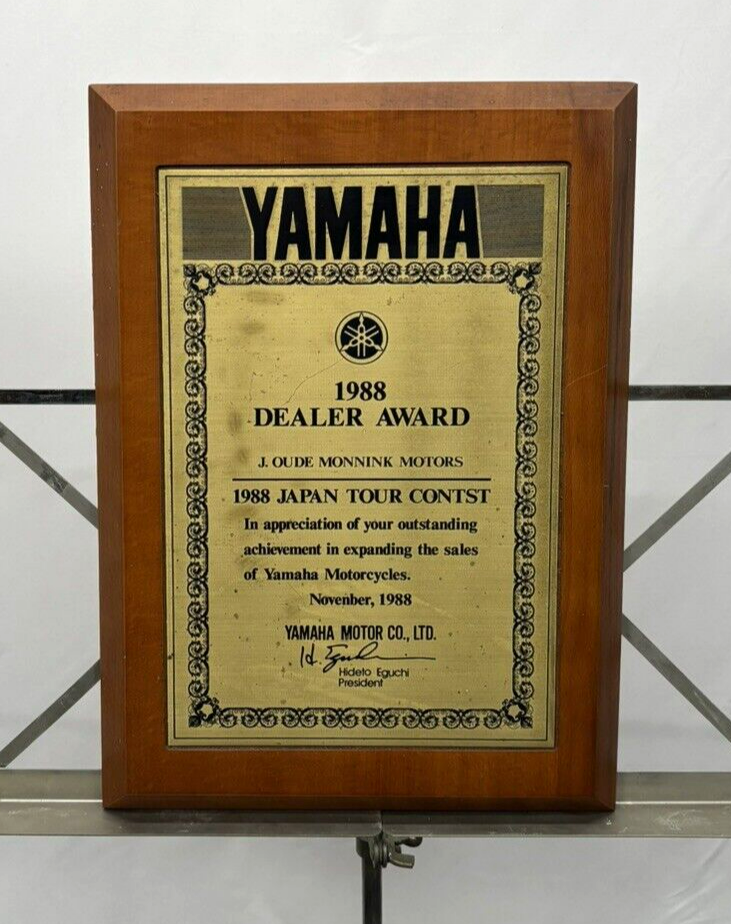Yamaha Urkunde 1988 Dealer Adward Massiv Holz Vintage 35x25cm