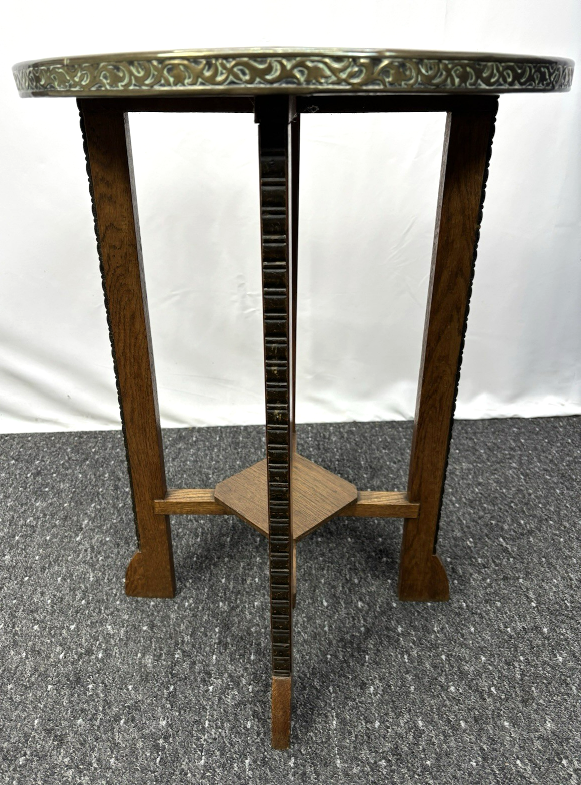 Orientalischer Beistelltisch Holz rund Handarbeit antik marokkanisch Art Deco