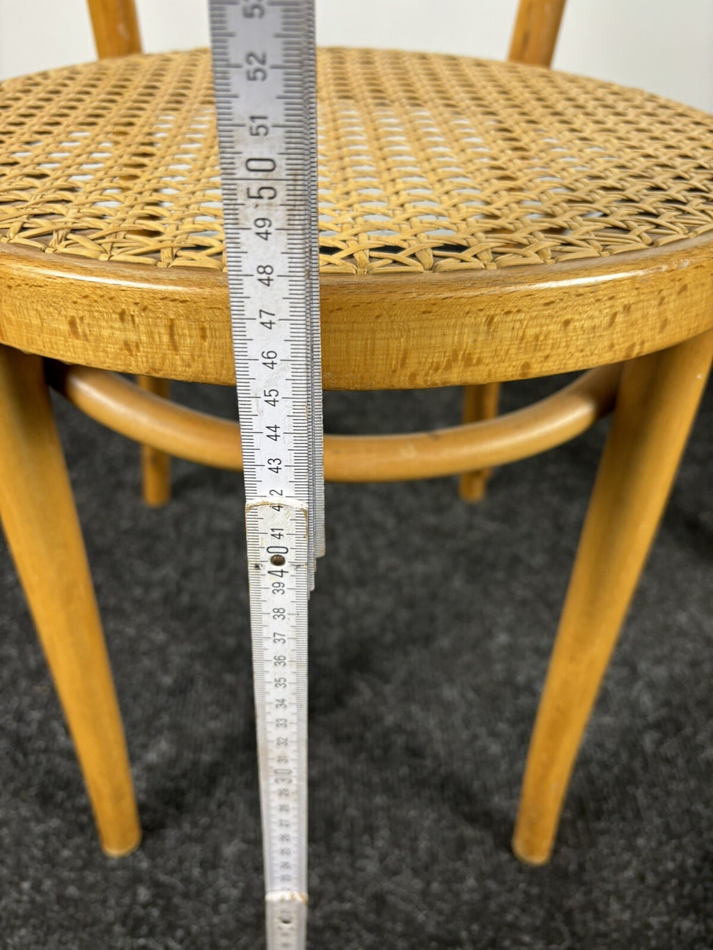 1 / 2 Kaffeehausstuhl ZPM Radomsko (Thonet Sessel Nr. 5) Bugholz Wiener Geflecht