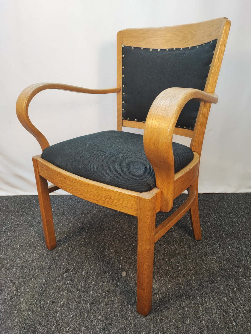Art Deco Armlehnstuhl Eiche Vintage 30er 40er Federkern Sessel Ziernägel