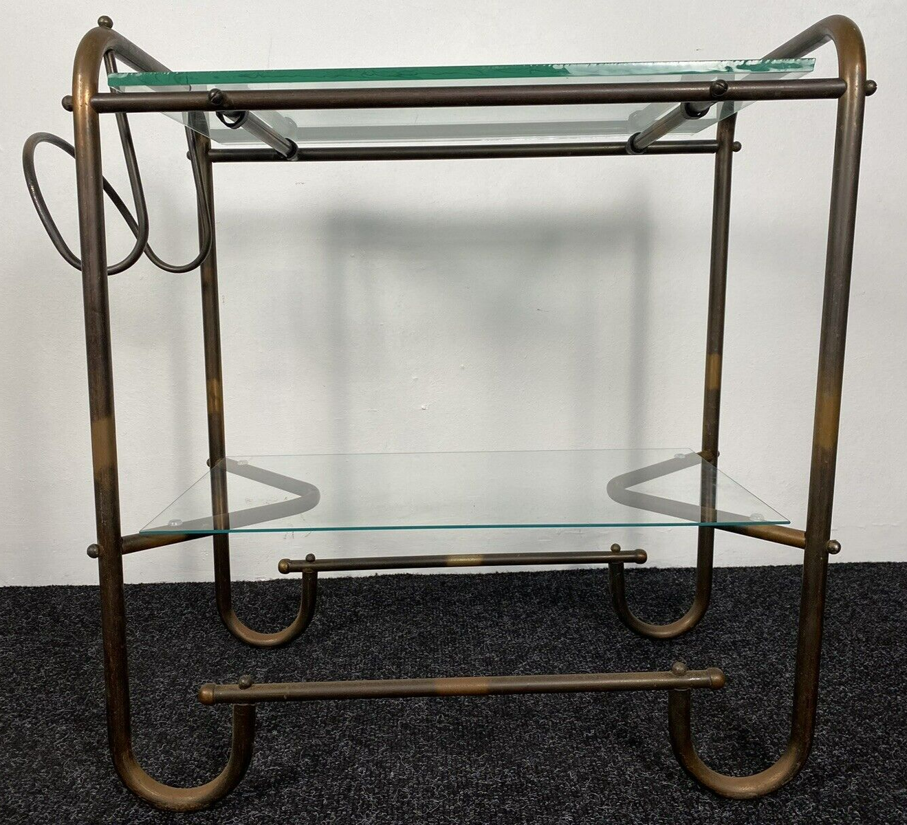 Beistelltisch Bartisch Schlaufenfuß Bauhaus Stahlrohr Nickel Kupfer Glas