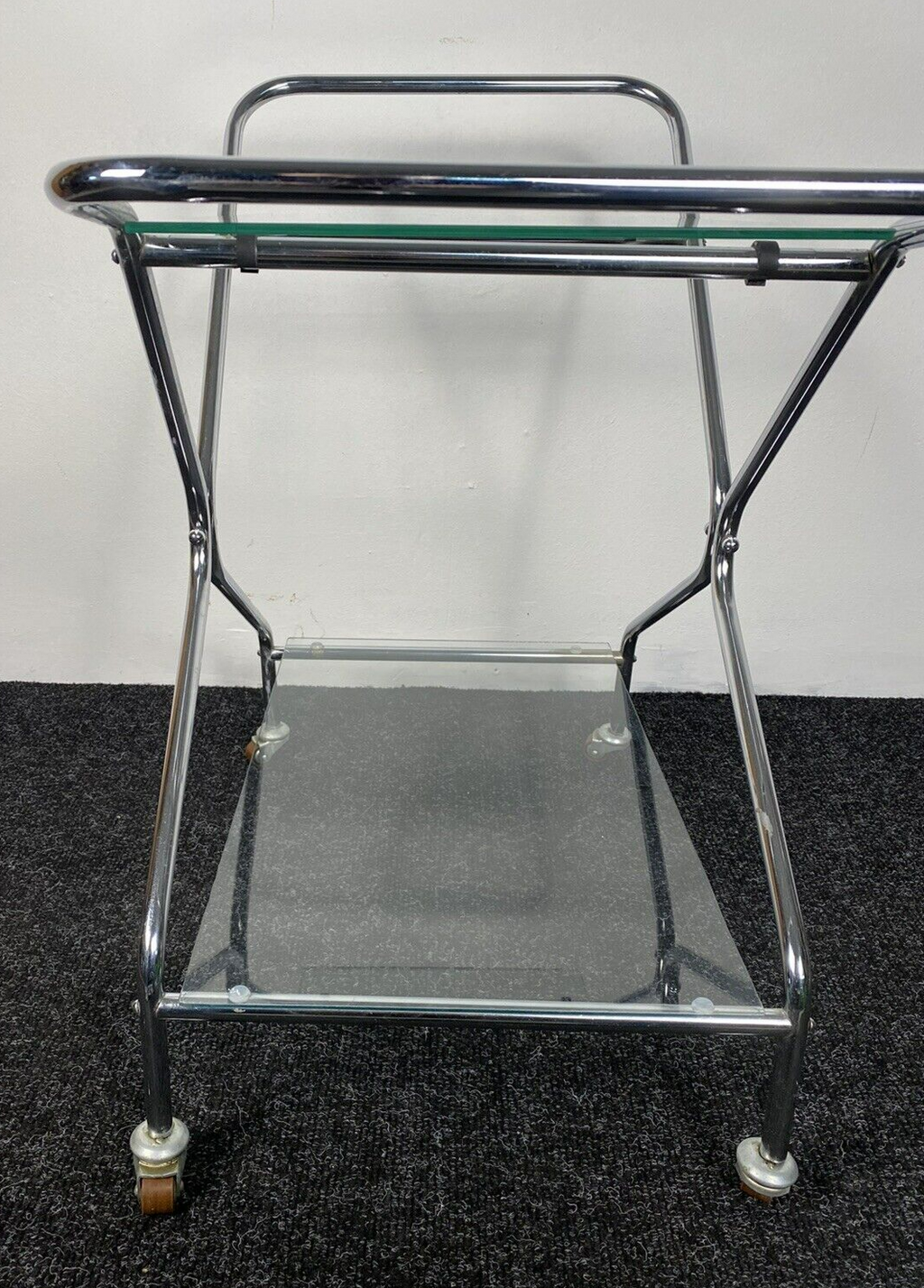 Servierwagen Barwagen Küchenwagen Stahlrohr Bauhaus Glas