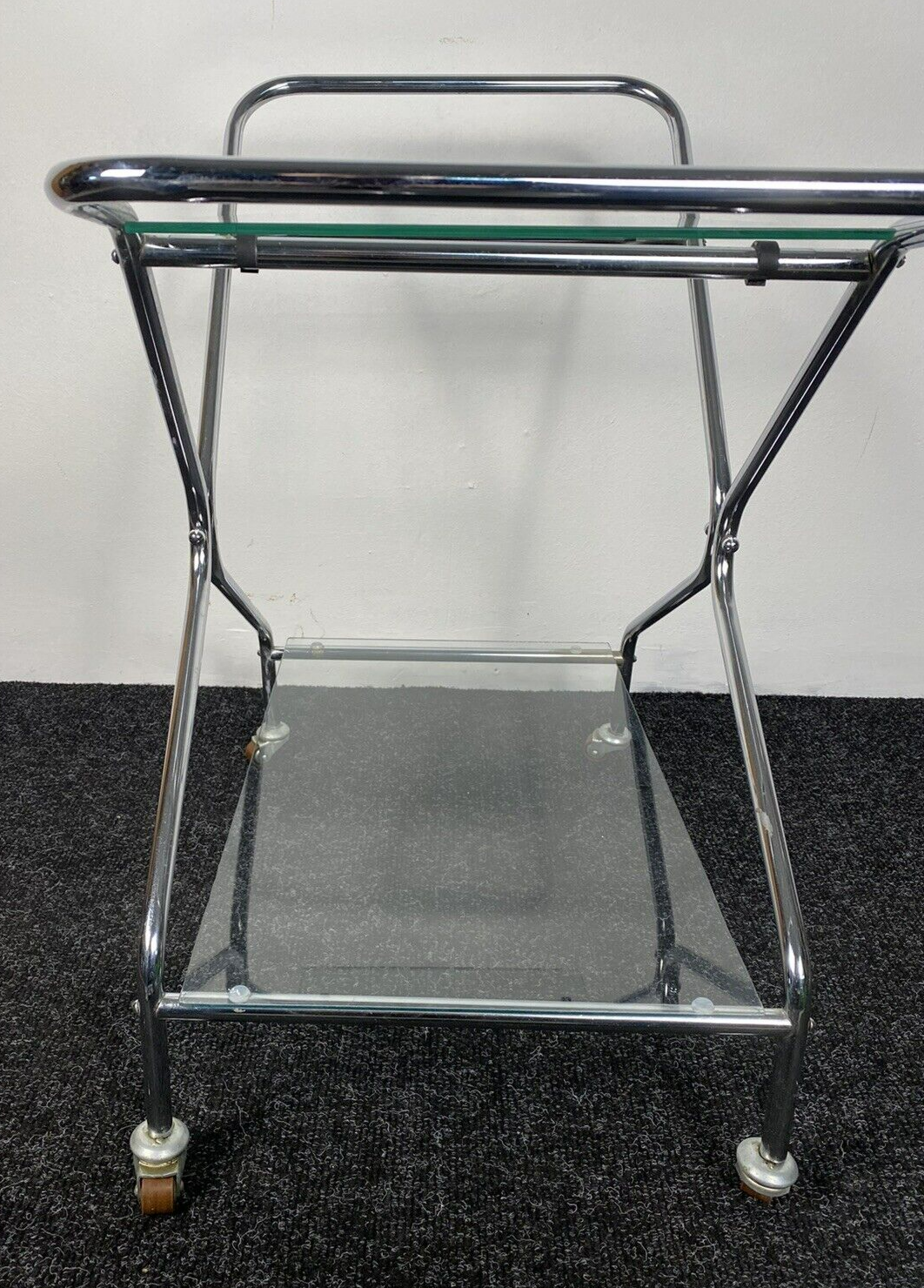 Servierwagen Barwagen Küchenwagen Stahlrohr Bauhaus Glas