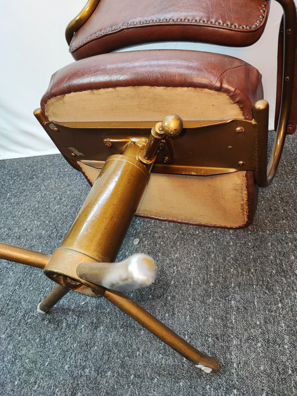 Vintage USA Bürostuhl 60er Drehstuhl Messing Leder Mid-Century Office Retro
