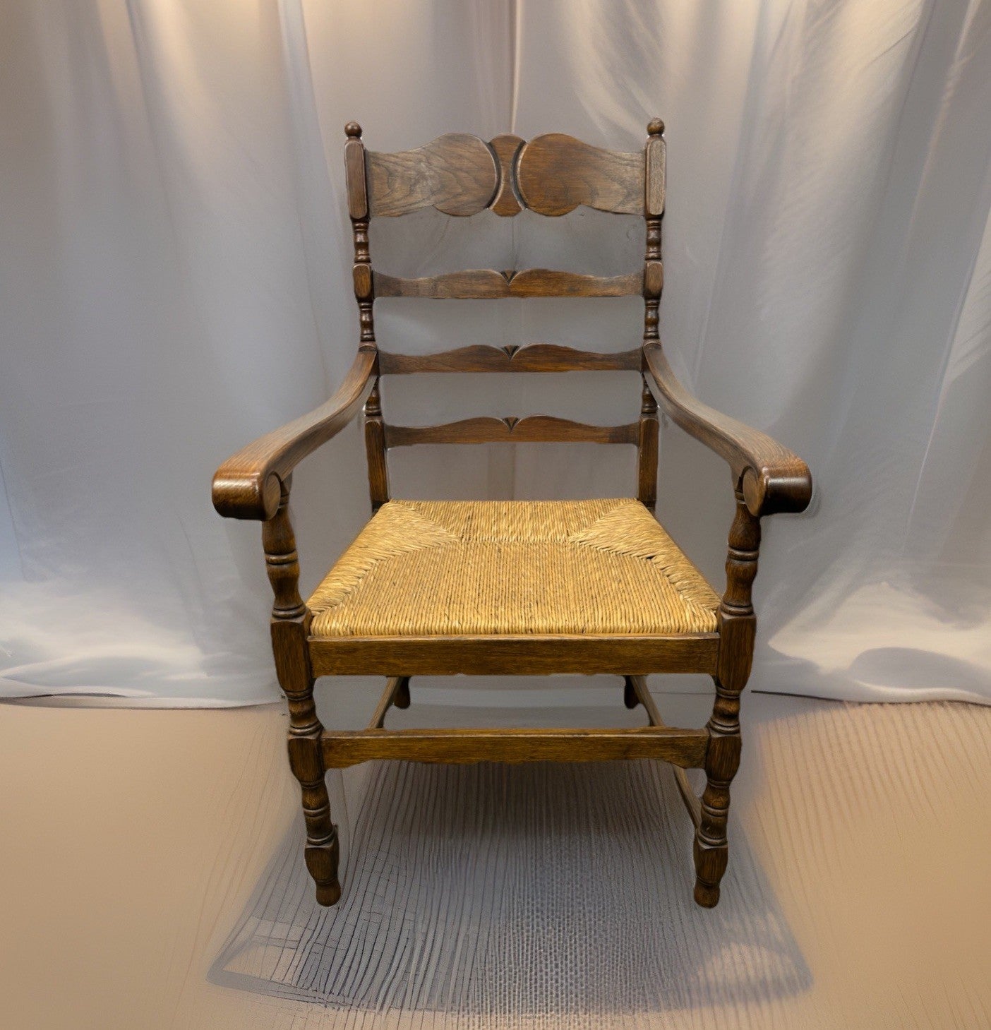 Castle Furniture Armlehnstuhl – Massivholz, Landhausstil, Geflochtene Sitzfläche