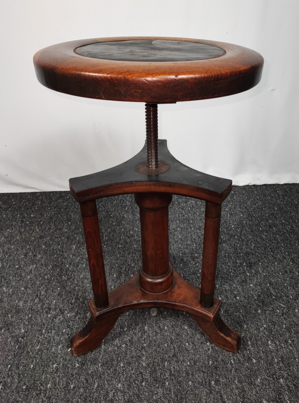 Klavierhocker Gründerzeit Drehhocker Massivholz höhenverstellbar Spindelhocker