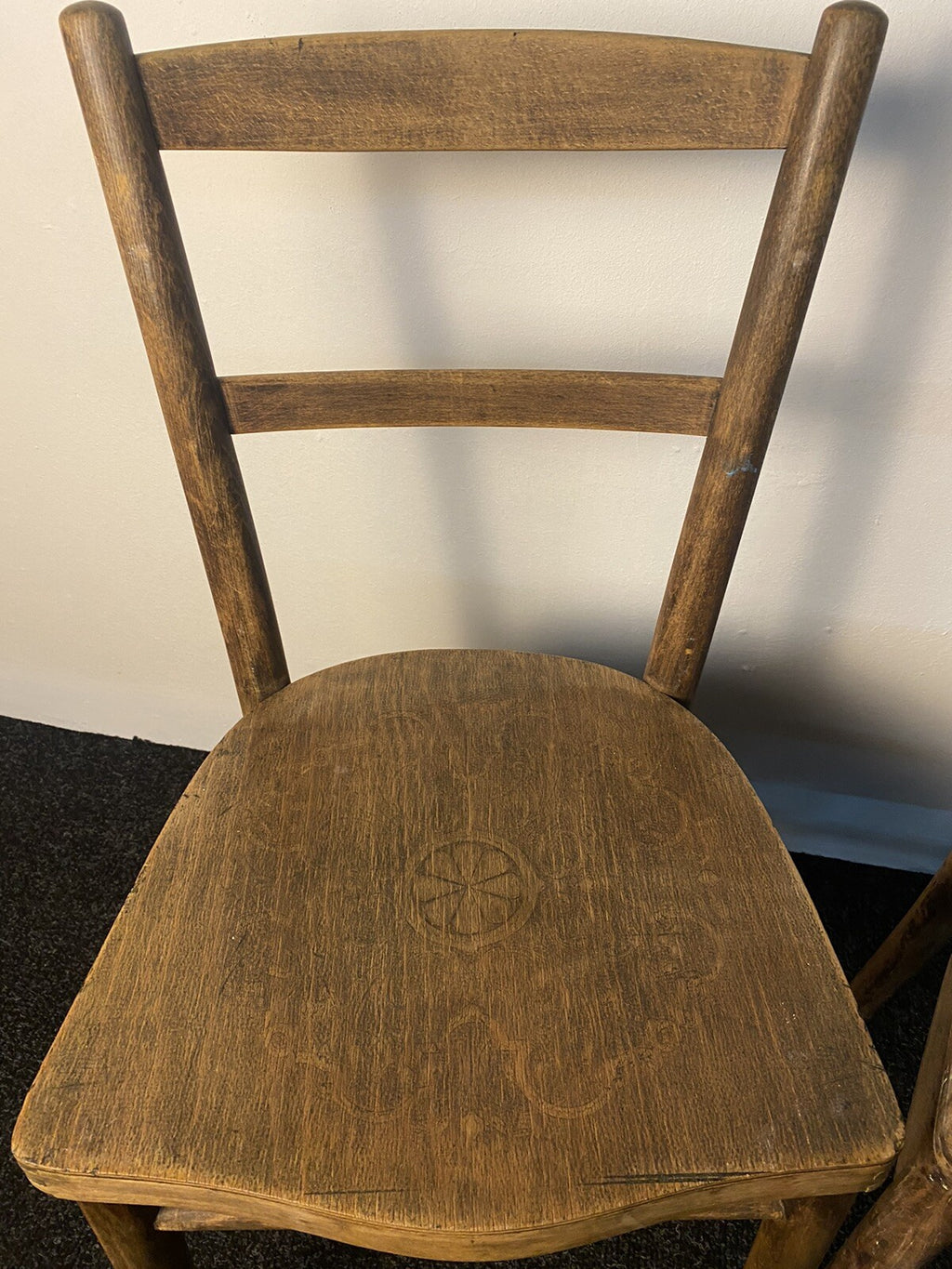 2 Thonet Kaffeehaus Stuhl, Frankfurter Stuhl, Prägesitz Bauhaus  Wiener Möbel ,