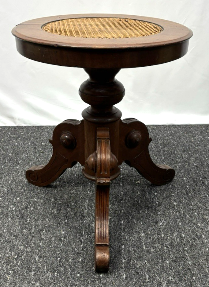 Hocker Rund Dreibein Massivholz Gusseisen Wiener Geflecht Art Deco Antik