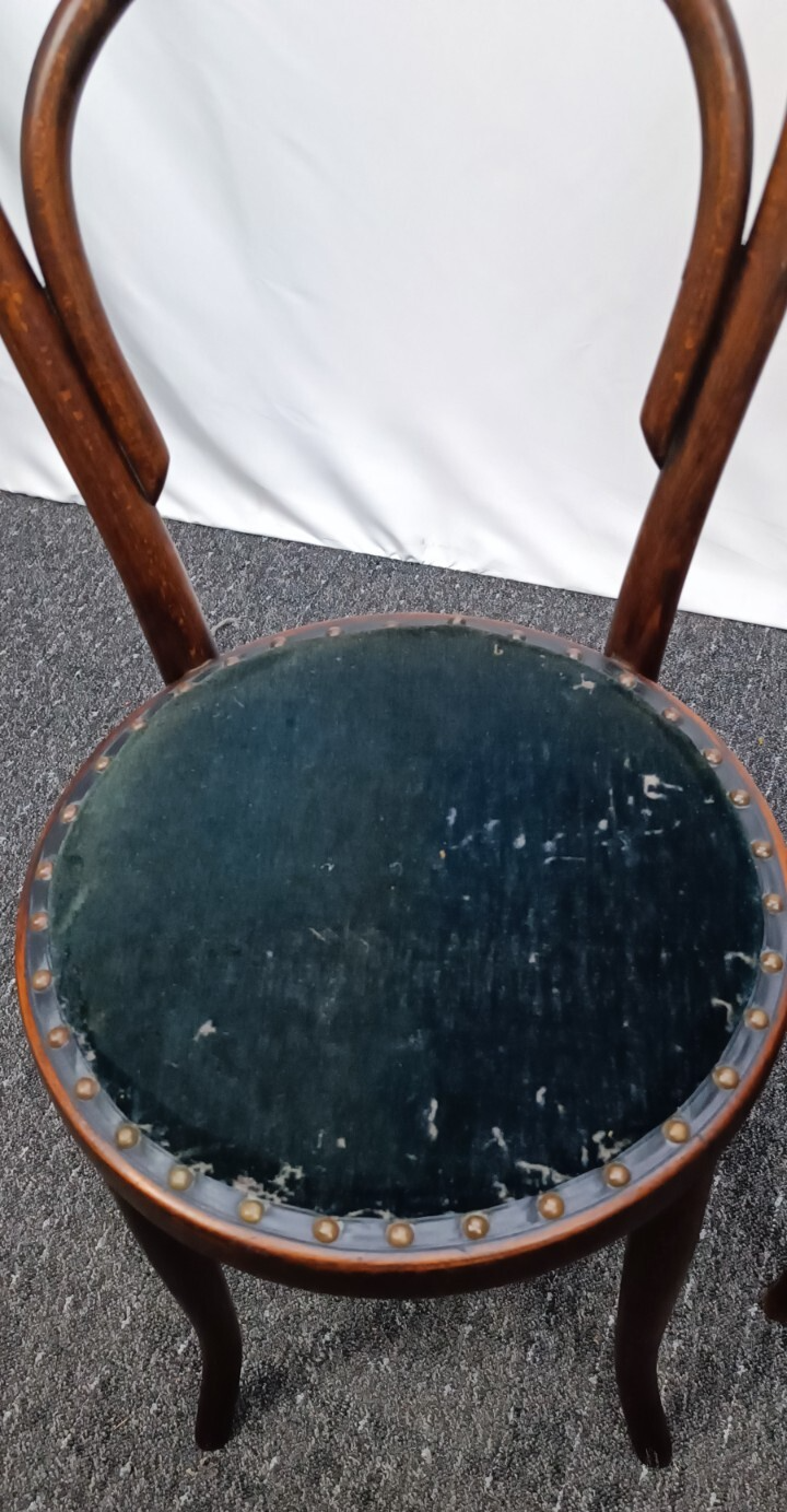 1 von 2 Stuhl im Stil Thonet Nr. 14 England Vintage Antik  Bugholz Manchester