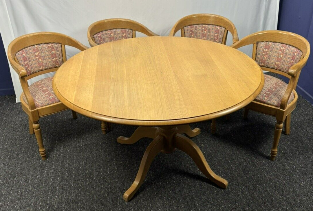 Tisch/ Stuhlset 4 Stühle Vintage zwei Tischplatten Kiefer Massivholz Rund