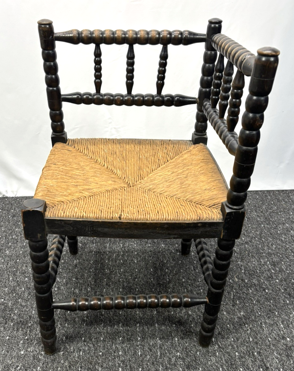 Eckstuhl Damenstuhl Kinderstuhl Korbgeflecht Vintage