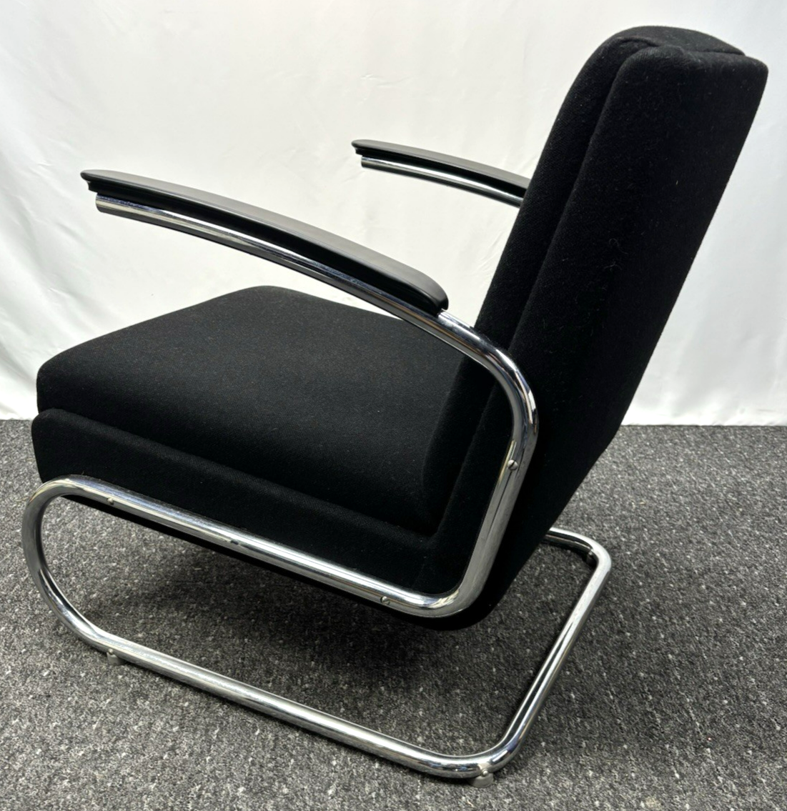 Sessel Freischwinger Stahlrohrmöbel Thonet Stil Bauhaus Vintage Büro Wohnzimmer